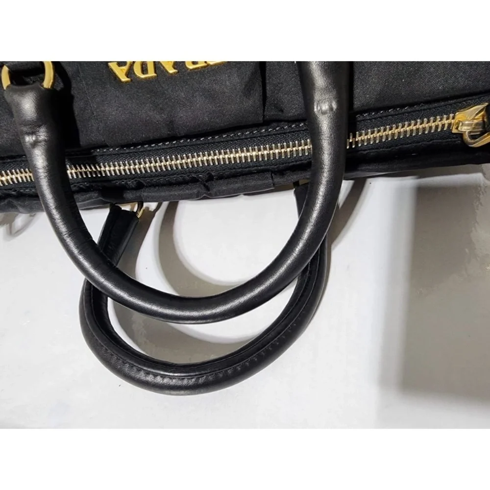 Prada this authentic
